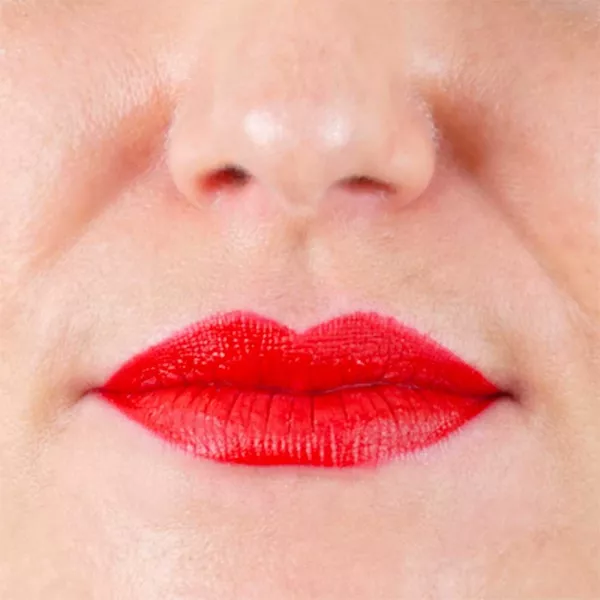 Rouge à lèvres audacieux  ZAO